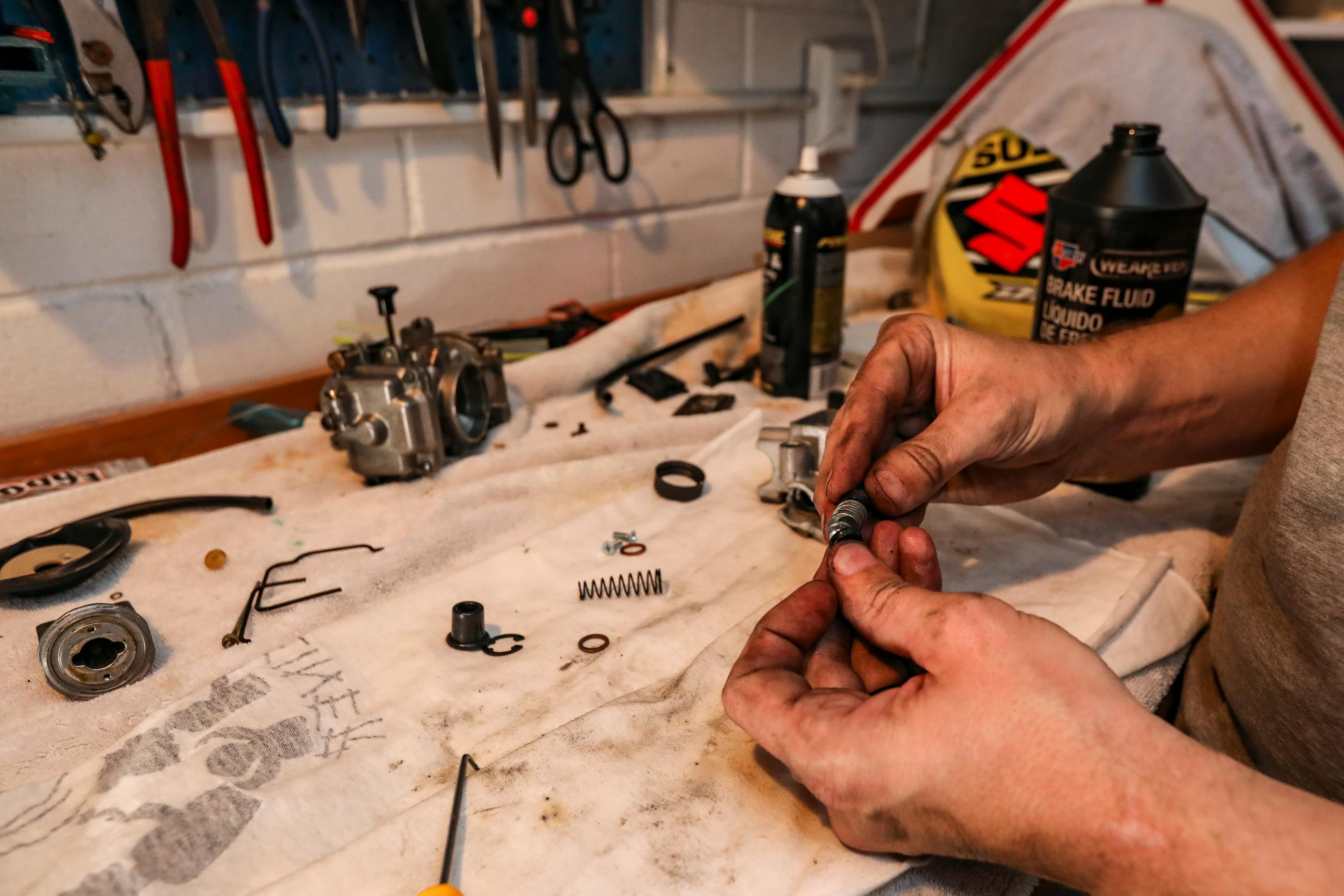 DIY Engine Maintenance: Essential Tools and Parts Guide